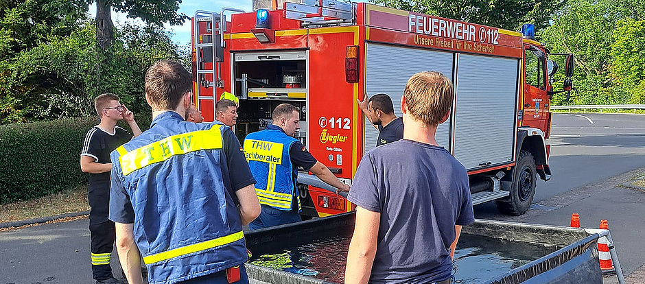 Die Einsatzkräfte des Alsfelder Ortsverbandes waren wegen eines sich schnell ausdehnenden, 10 Hektar großen Flächenbrandes zwischen Alsfeld und dem Ortsteil Münch-Leusel zur Unterstützung der Feuerwehr alarmiert worden.